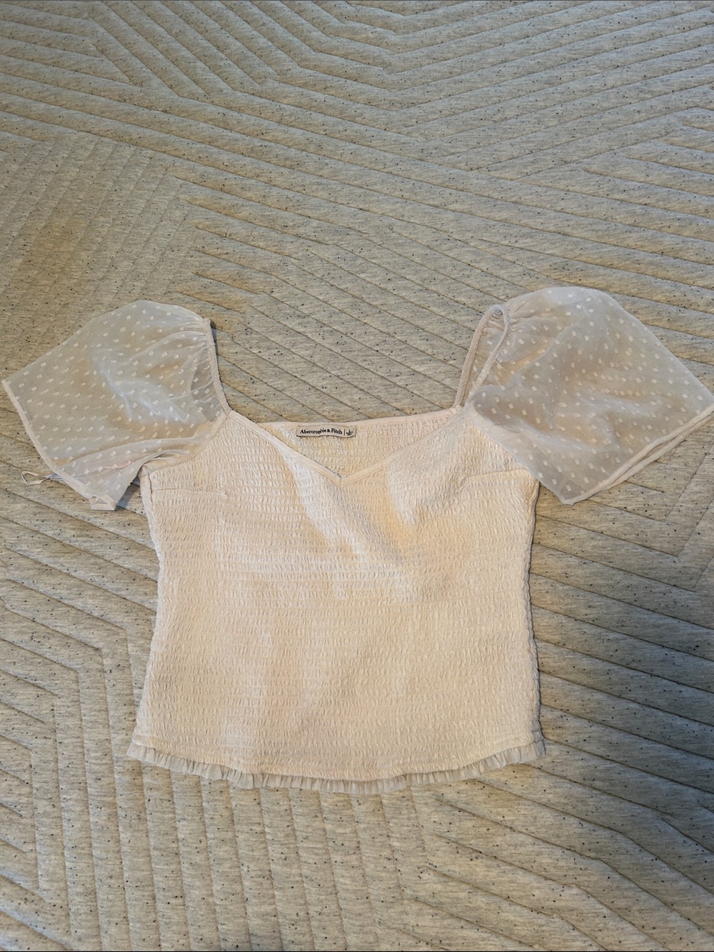 Abercrombie & Fitch Ivory Puff-Sleeve Crop Top